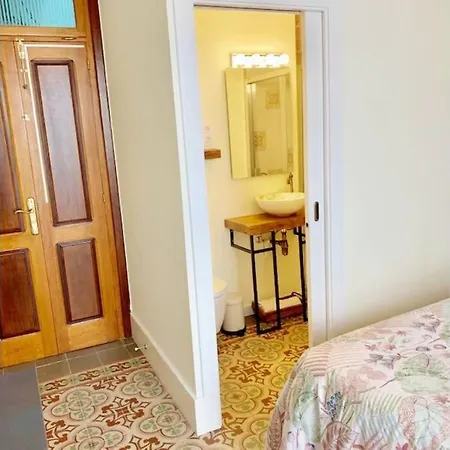 Apartment Cozy Studio With Balcony In The Best Place Sitges