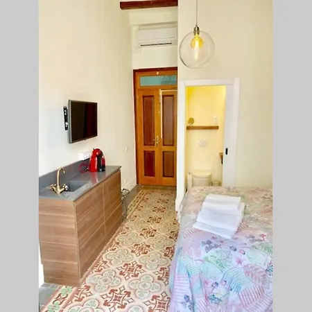 Apartment Cozy Studio With Balcony In The Best Place *